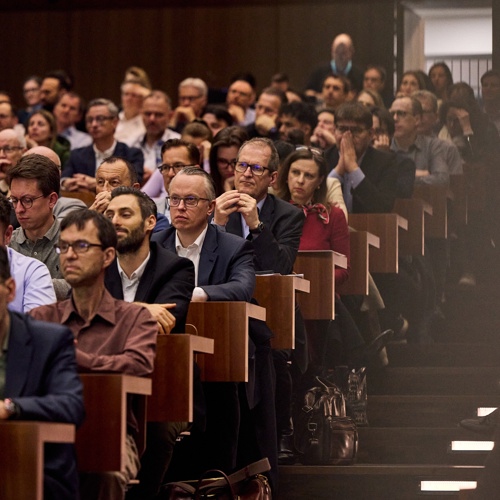 ZHAW Finance Circle 0012