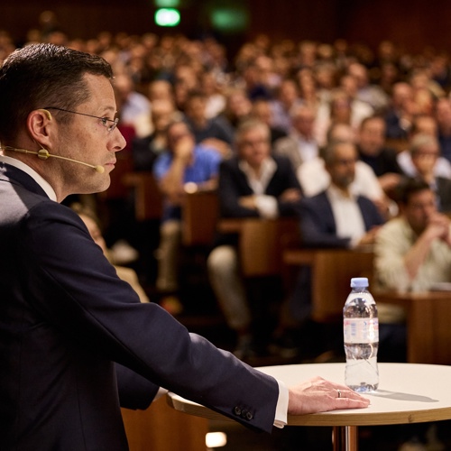 ZHAW Finance Circle 0061