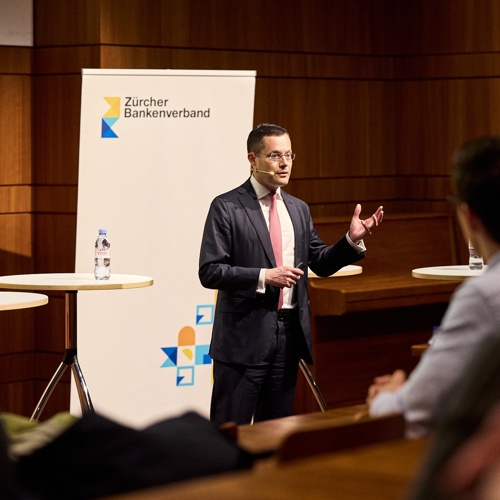 ZHAW Finance Circle 0025