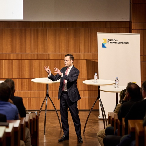 ZHAW Finance Circle 0032