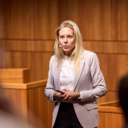 ZHAW Finance Circle 0056